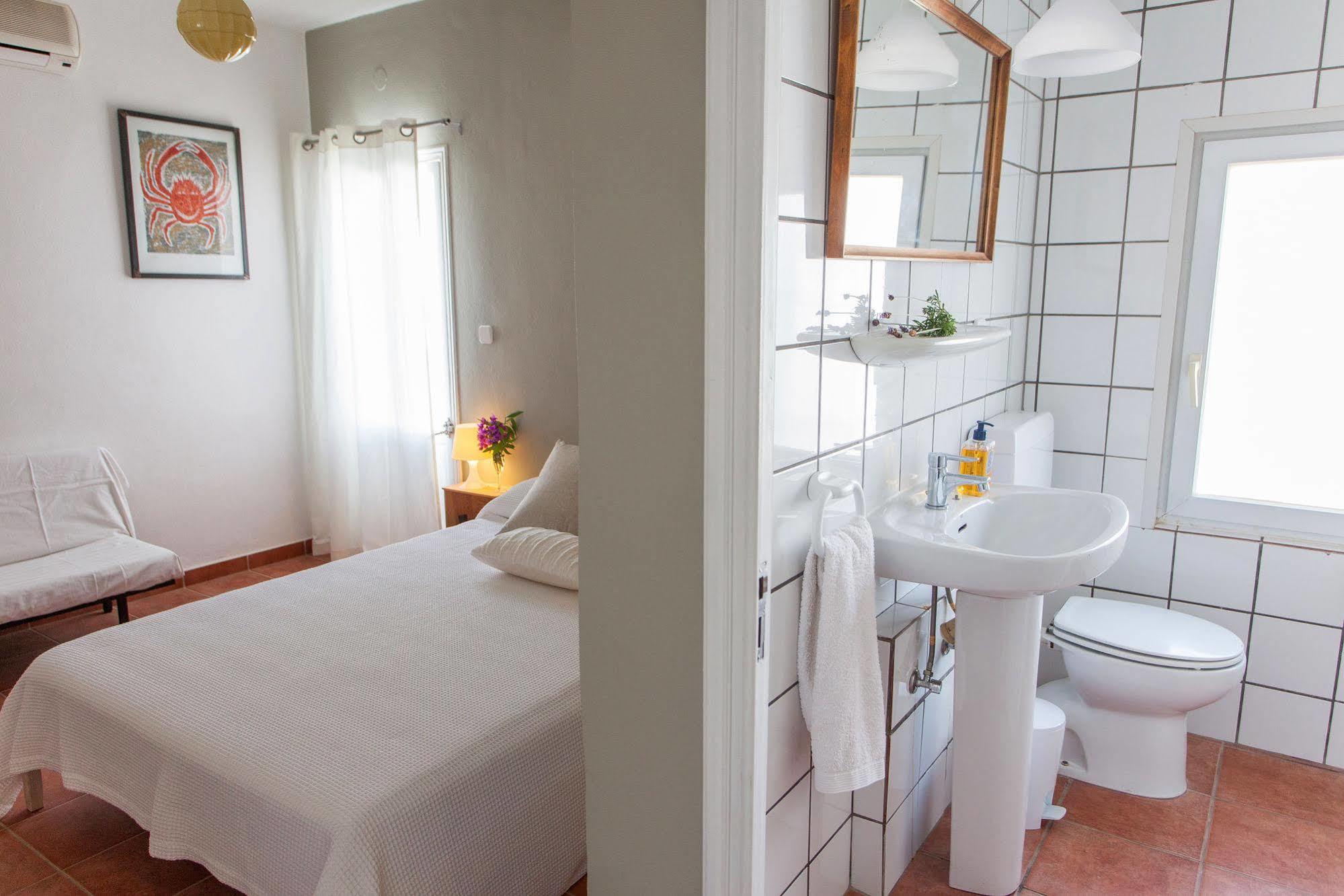 Cosmos Grand Hostal Sant Francesc de s'Estany Exterior foto